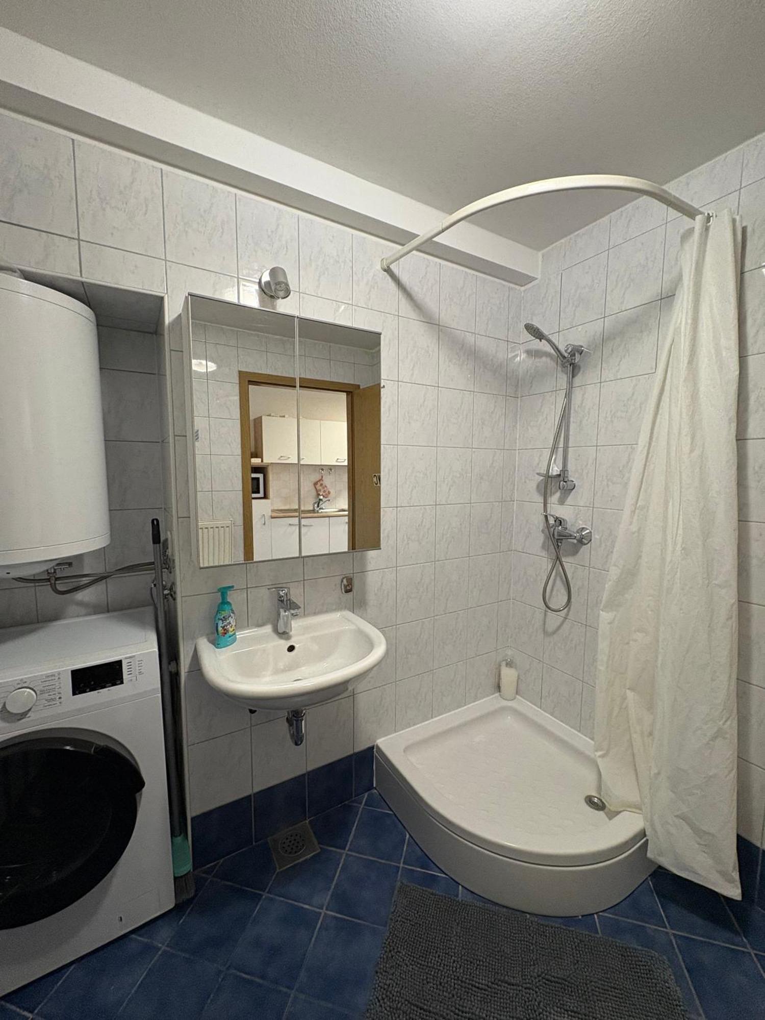 Apartma Vinko *